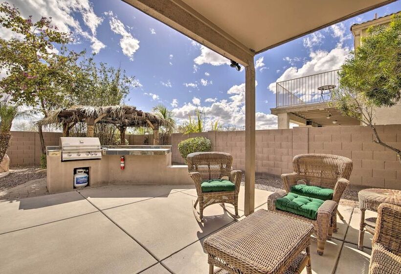 Mesa Oasis: Private Pool W/ Slide & Game Room!