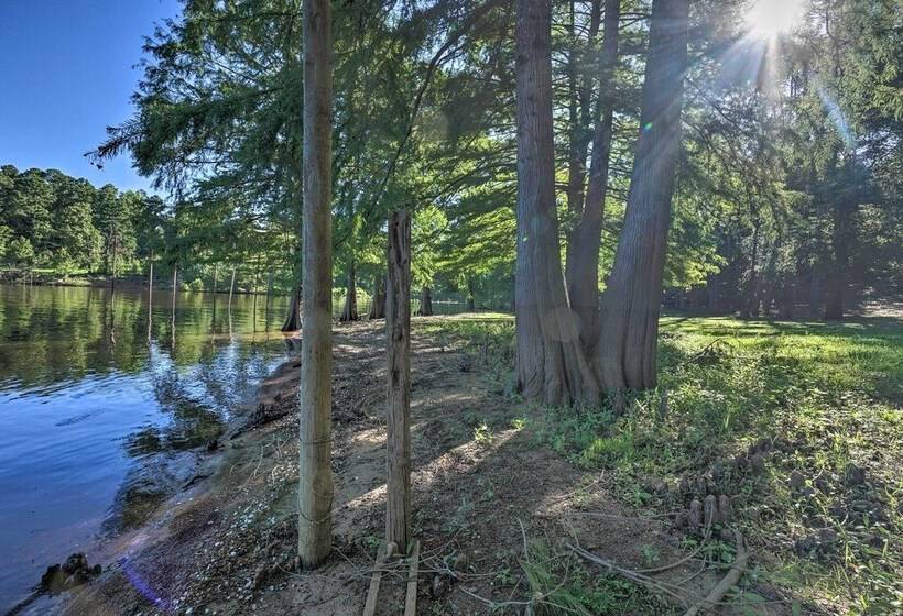 Lake O The Pines Retreat W/ Water Access!