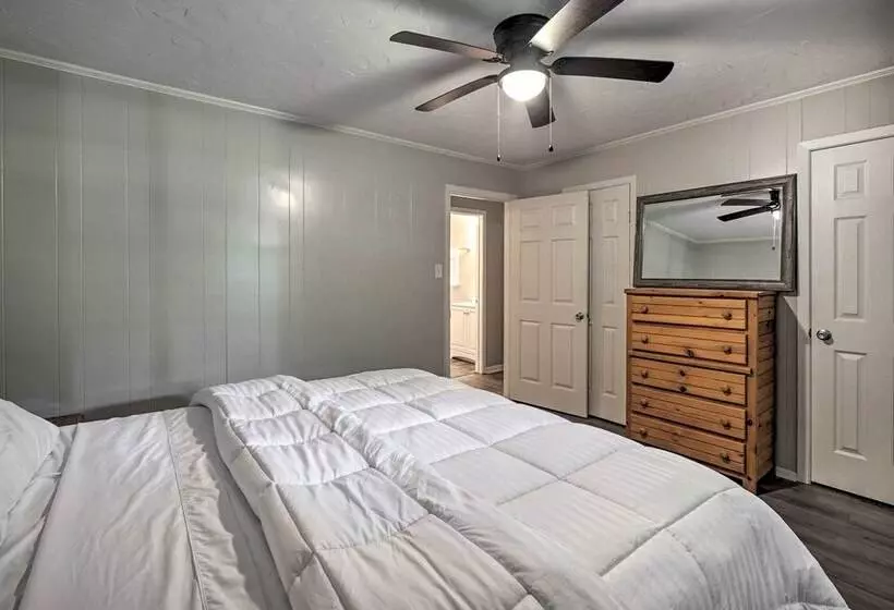 Lake O The Pines Retreat W/ Water Access!