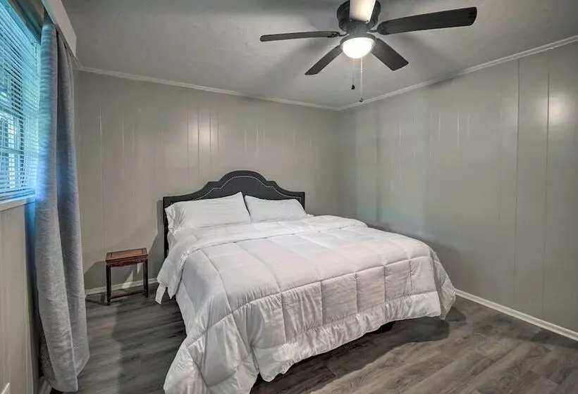 Lake O The Pines Retreat W/ Water Access!