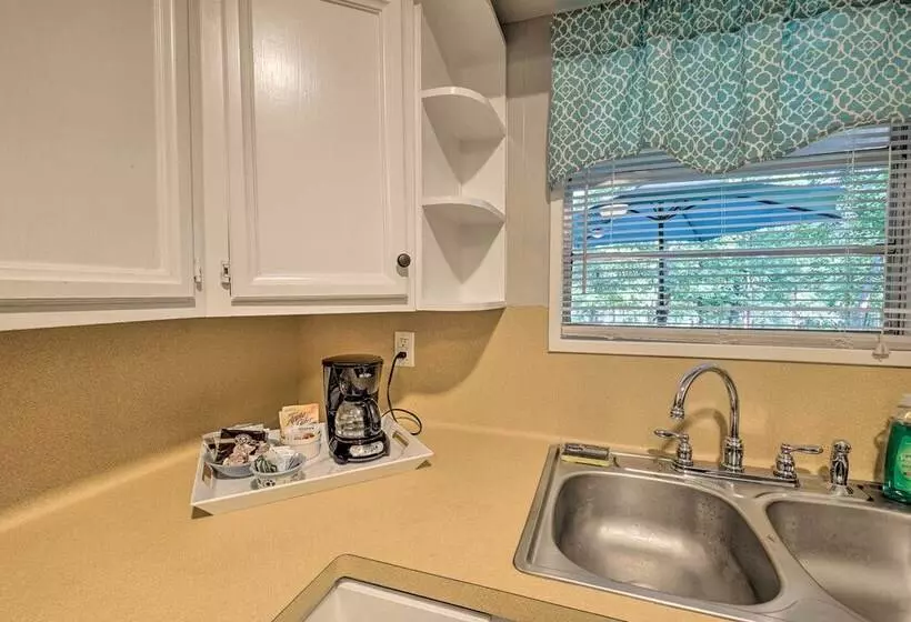 Lake O The Pines Retreat W/ Water Access!