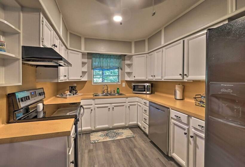 Lake O The Pines Retreat W/ Water Access!