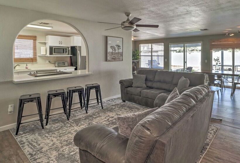 Mesa Retreat W/ Fenced Yard, Walk To Sloan Park!