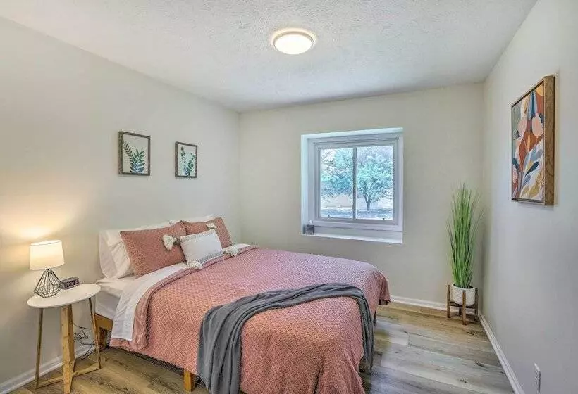 Modern Boho Gem: Yard + 10 Mi To Baxter Arena