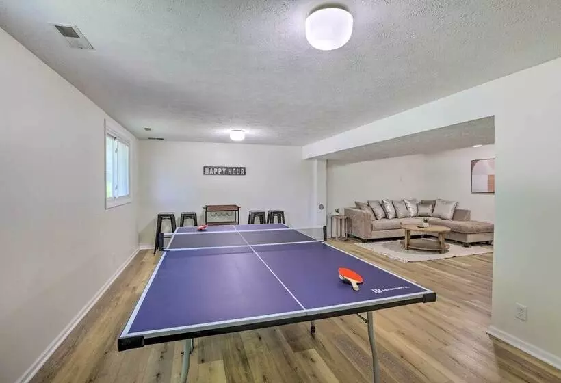 Modern Boho Gem: Yard + 10 Mi To Baxter Arena