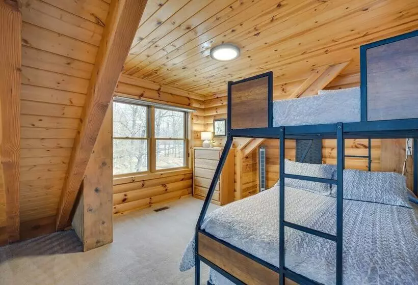 Modern Log Cabin W/ Rec Room, Steps To Lake!