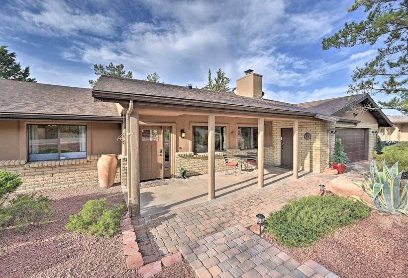 Home Near Amitabha Stupa & Peace Park In Sedona!