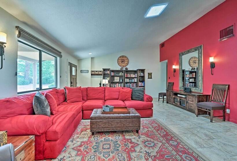 Home Near Amitabha Stupa & Peace Park In Sedona!