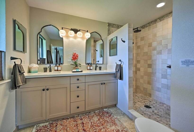 Home Near Amitabha Stupa & Peace Park In Sedona!