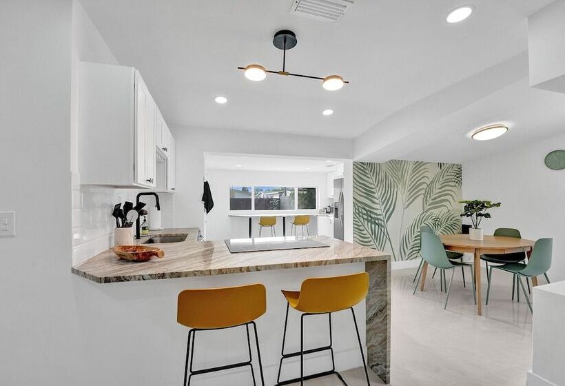 Пансион Casa Sueno 3br Home With Saltwater Pool