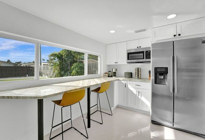 Пансион Casa Sueno 3br Home With Saltwater Pool