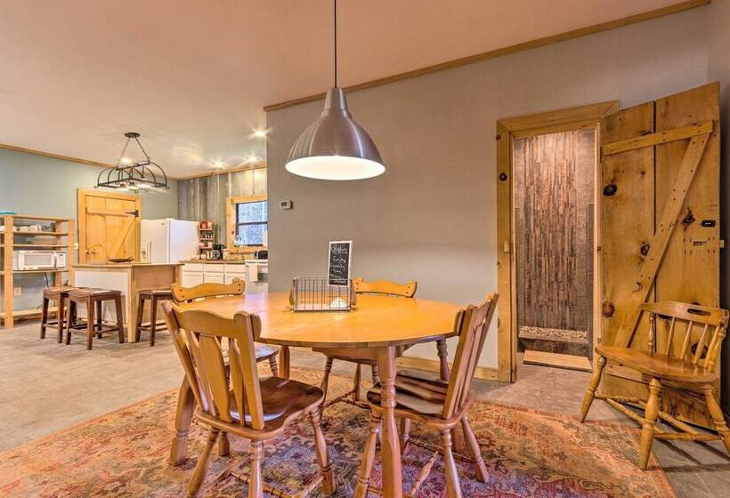 Cherokee Nat L Forest Retreat: Renovated Cabin!