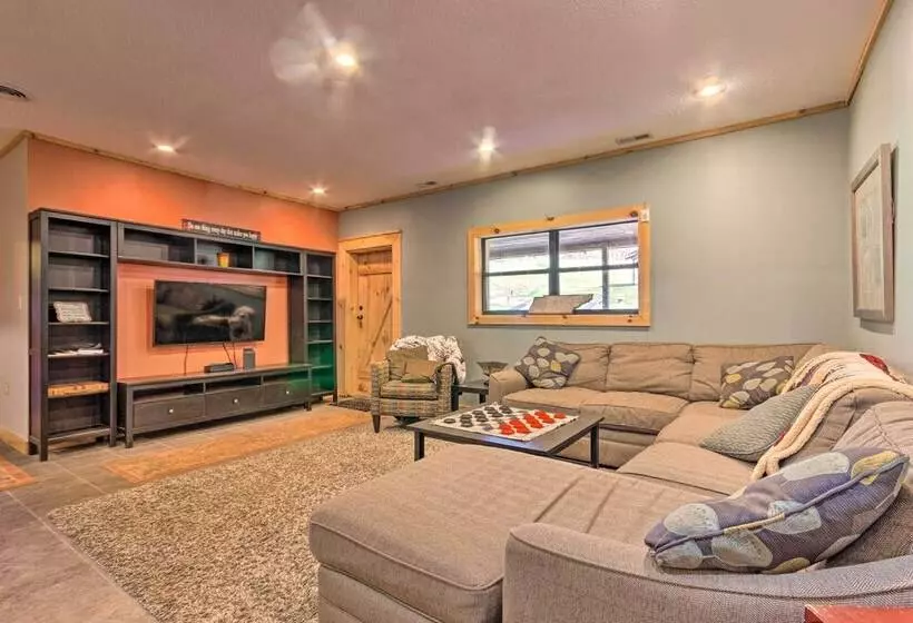 Cherokee Nat L Forest Retreat: Renovated Cabin!