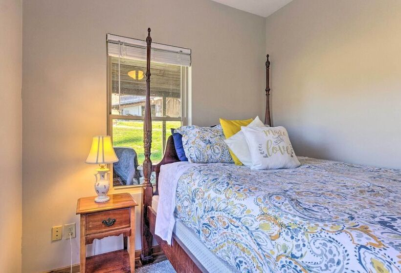 Cherokee Nat L Forest Retreat: Renovated Cabin!