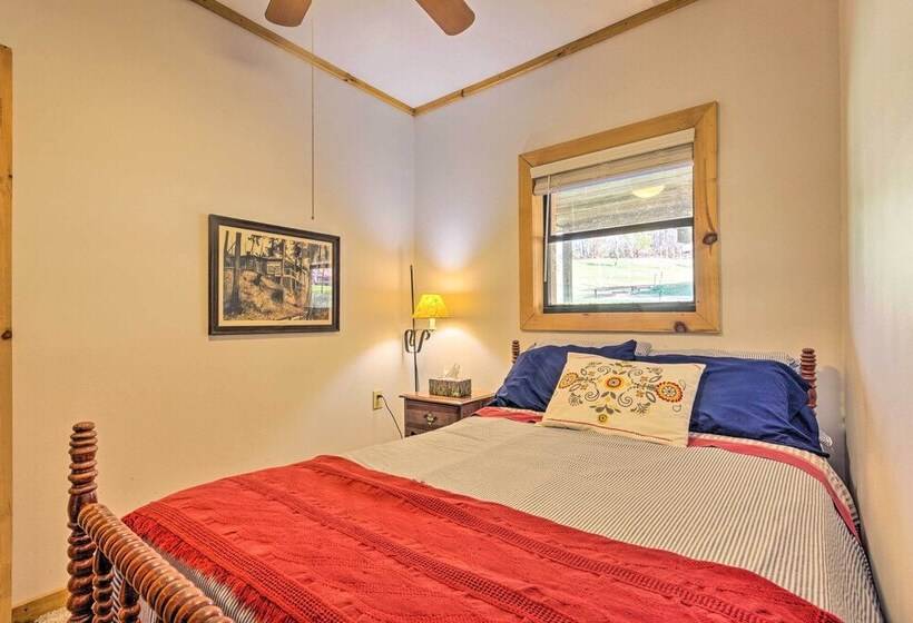 Cherokee Nat L Forest Retreat: Renovated Cabin!