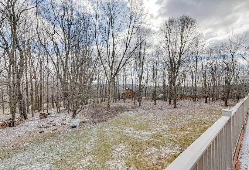 2 Mi To Elk Mountain: Poconos Escape On 11 Acres!