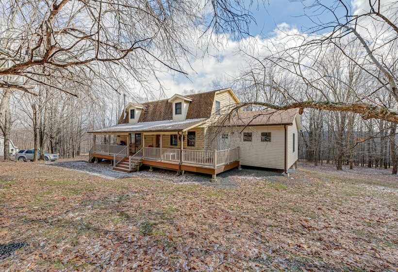 2 Mi To Elk Mountain: Poconos Escape On 11 Acres!