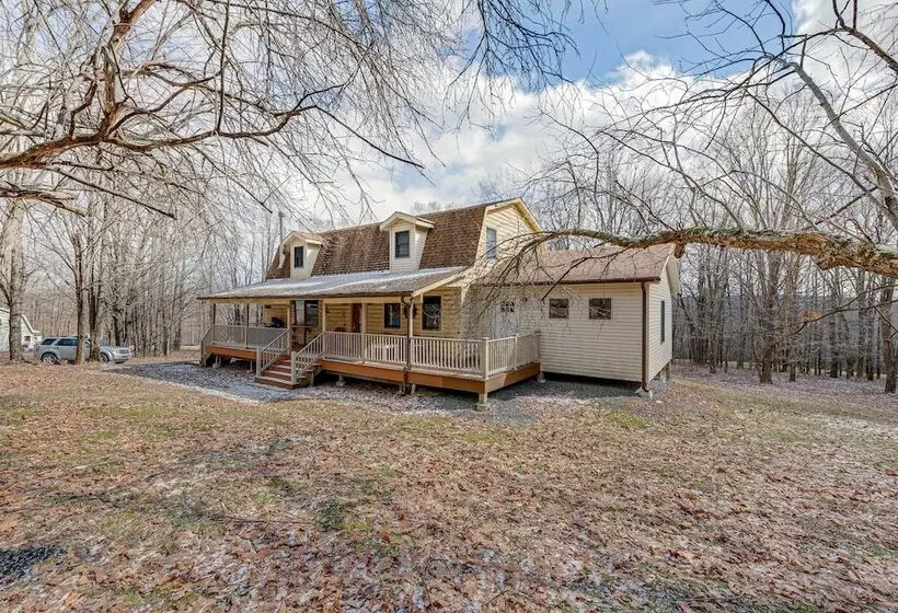 2 Mi To Elk Mountain: Poconos Escape On 11 Acres!