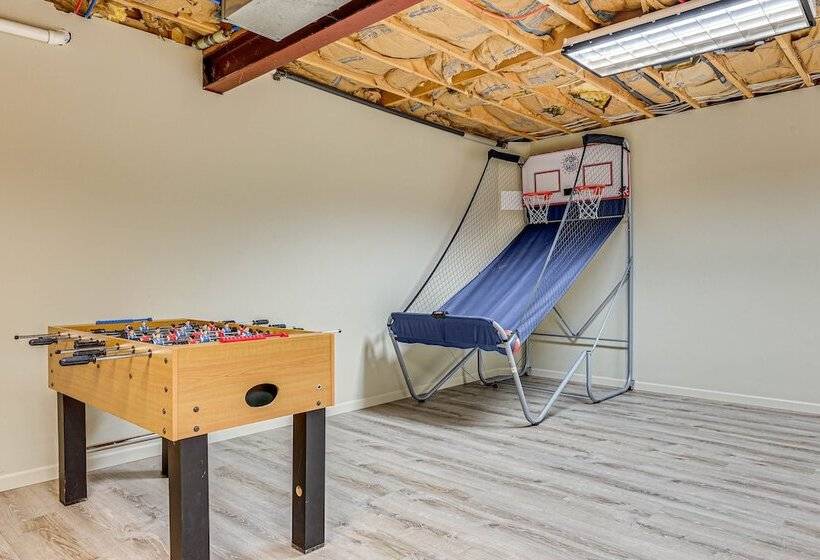 2 Mi To Elk Mountain: Poconos Escape On 11 Acres!