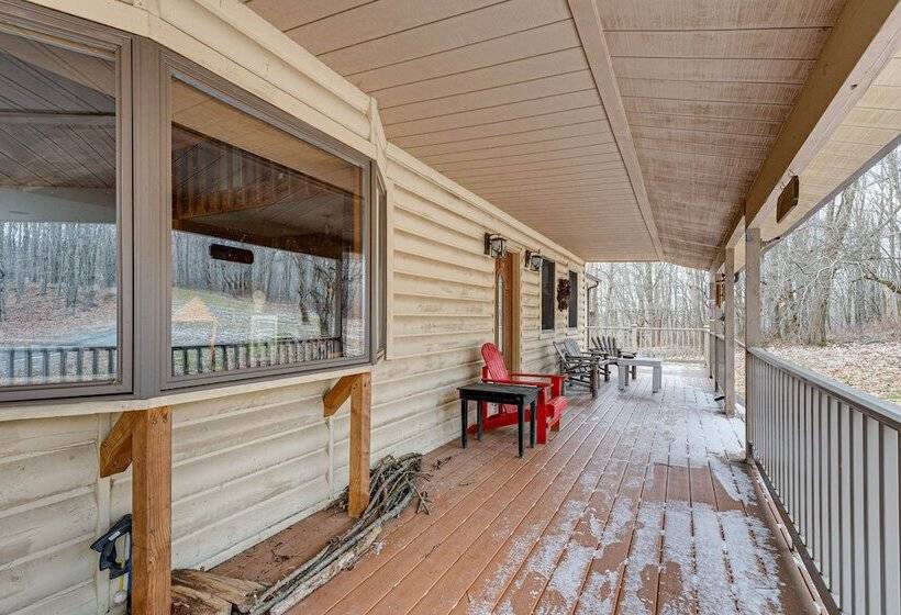 2 Mi To Elk Mountain: Poconos Escape On 11 Acres!