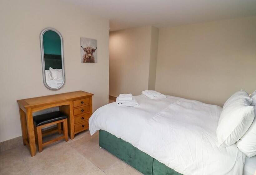 Резиденция 1 Bears Court Little Rissington