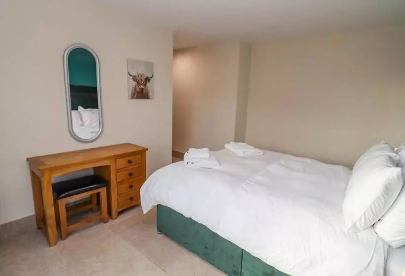 Residenssi 1 Bears Court Little Rissington