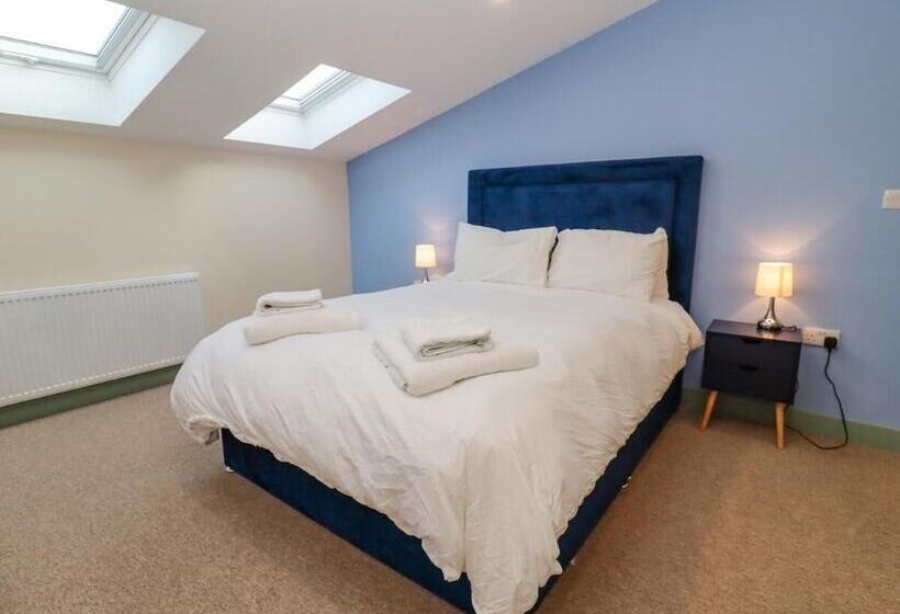 Резиденция 1 Bears Court Little Rissington