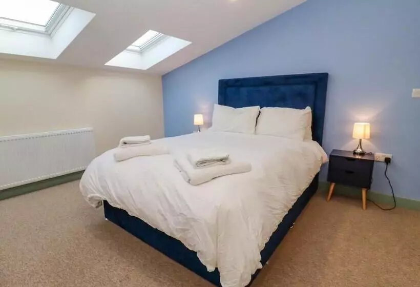 Residenssi 1 Bears Court Little Rissington