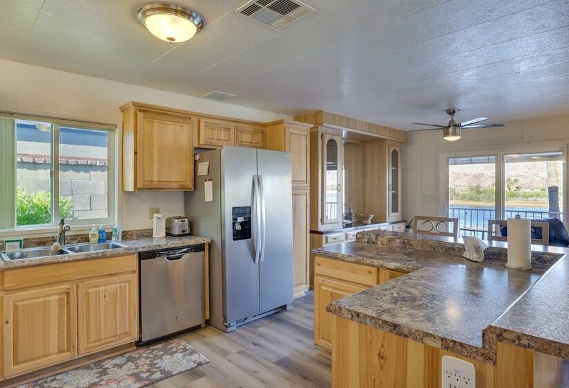 Riverfront Bullhead City House W/ Balcony!
