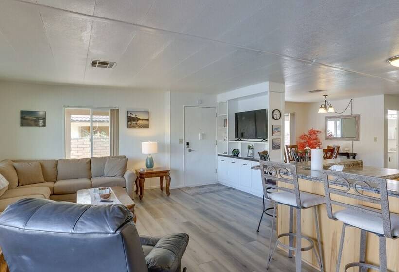 Riverfront Bullhead City House W/ Balcony!