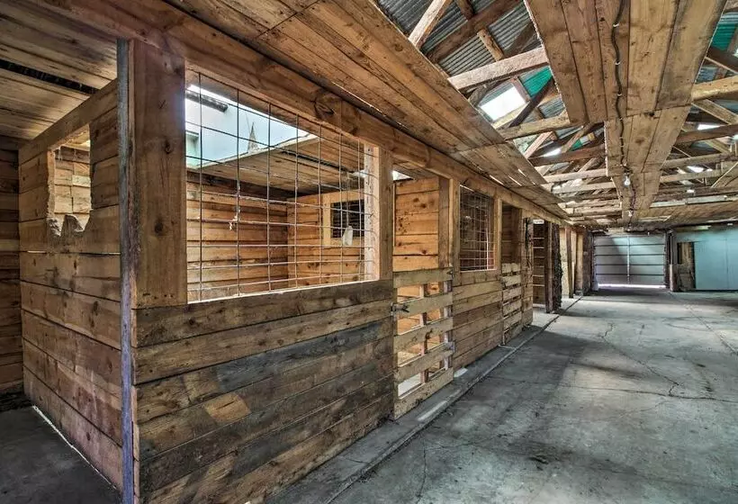 Rural Pine River Cabin: Snowmobile + Snowshoe