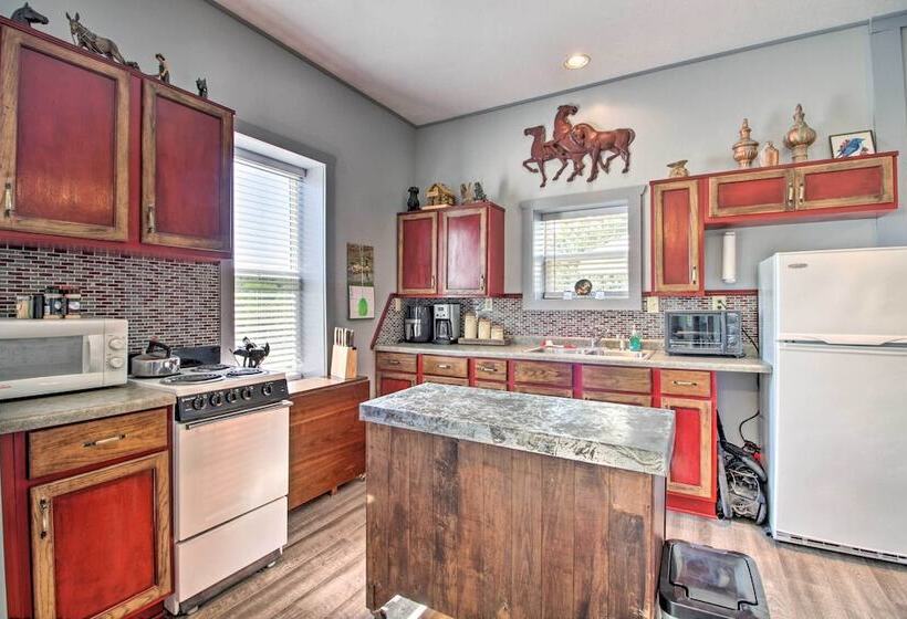 Rural Pine River Cabin: Snowmobile + Snowshoe