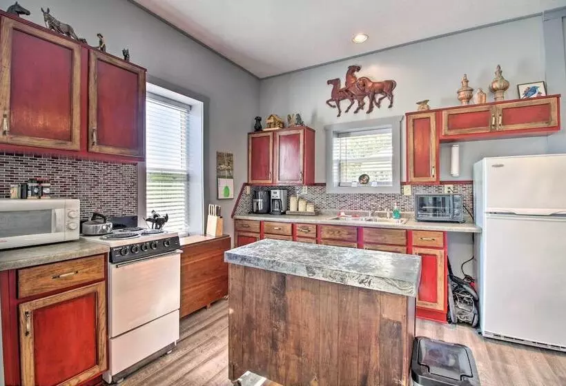 Rural Pine River Cabin: Snowmobile + Snowshoe