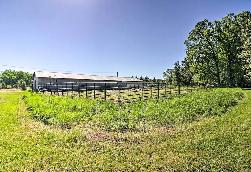 Rural Pine River Cabin: Snowmobile + Snowshoe