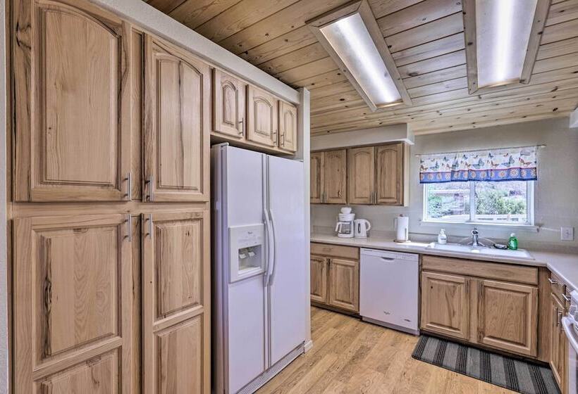 Rustic Bullhead City Retreat W/ Porch & Views