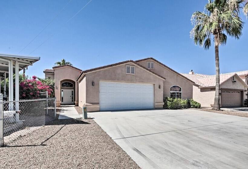 Sun Soaked Colorado River Haven   Walk To Beaches!