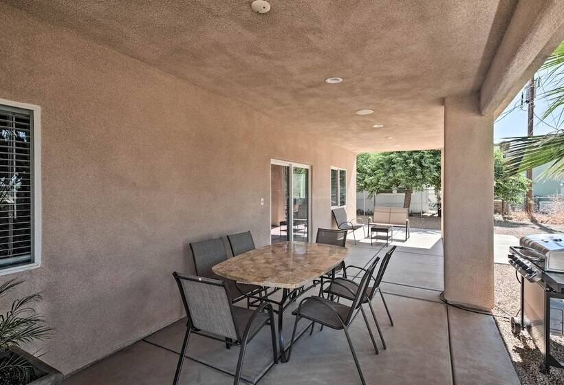 Sun Soaked Colorado River Haven   Walk To Beaches!