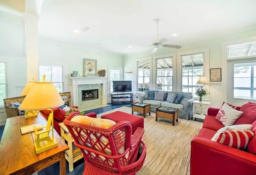 Waterfront Perdido Beach House W/ Canoes & Kayaks!