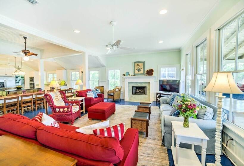 Waterfront Perdido Beach House W/ Canoes & Kayaks!