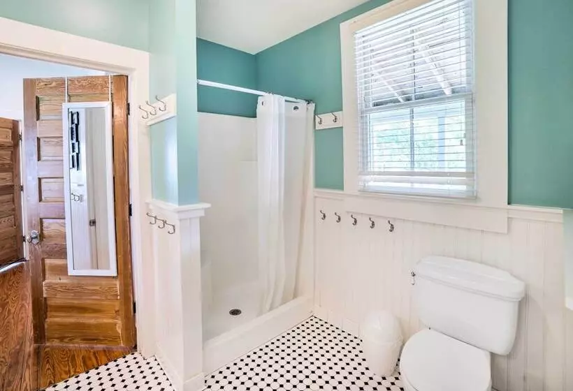 Waterfront Perdido Beach House W/ Canoes & Kayaks!