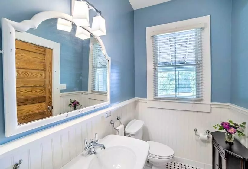 Waterfront Perdido Beach House W/ Canoes & Kayaks!