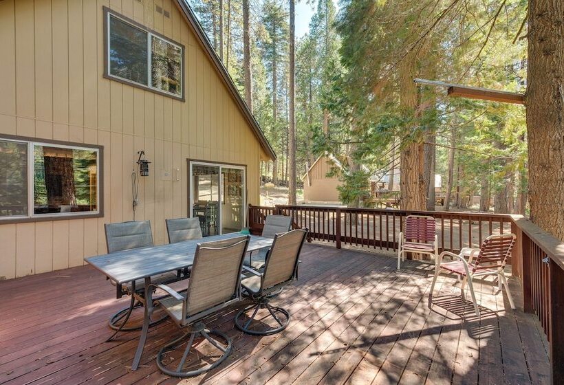 Arnold Cabin W/ Deck: Near White Pines Lake