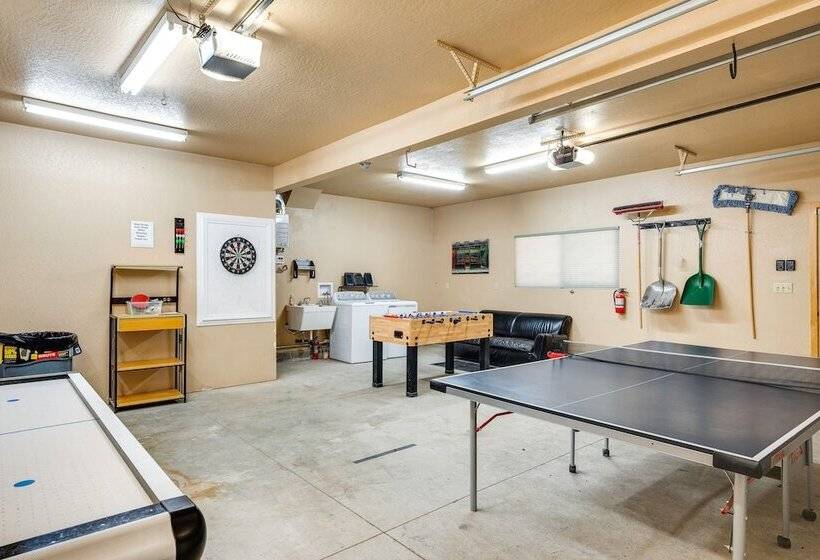 Arnold Cabin W/ Deck: Near White Pines Lake