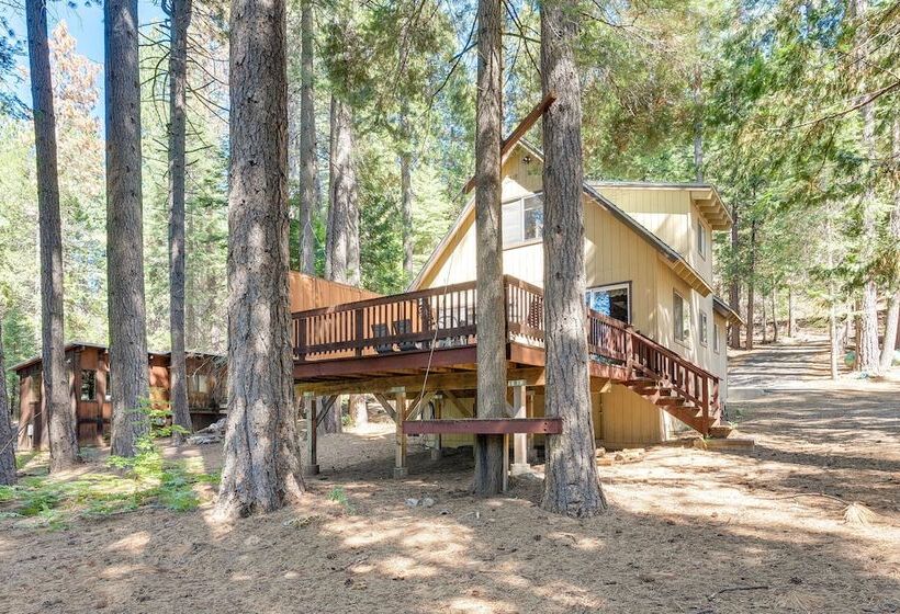 Arnold Cabin W/ Deck: Near White Pines Lake