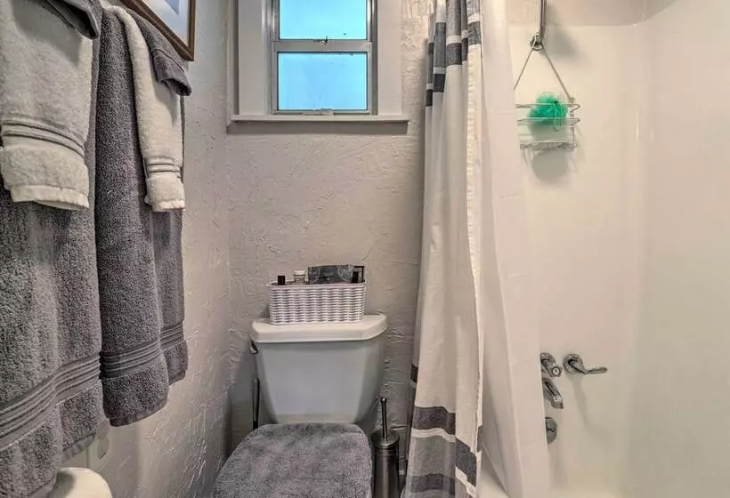 Candler Cabin W/ Deck & Mount Pisgah Views!