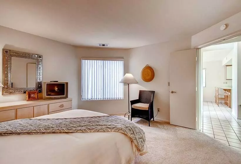 Borrego Springs Hideaway: Pool Table, Mtn Views!