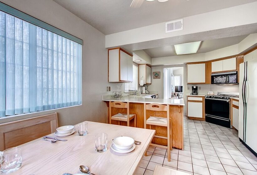 Borrego Springs Hideaway: Pool Table, Mtn Views!