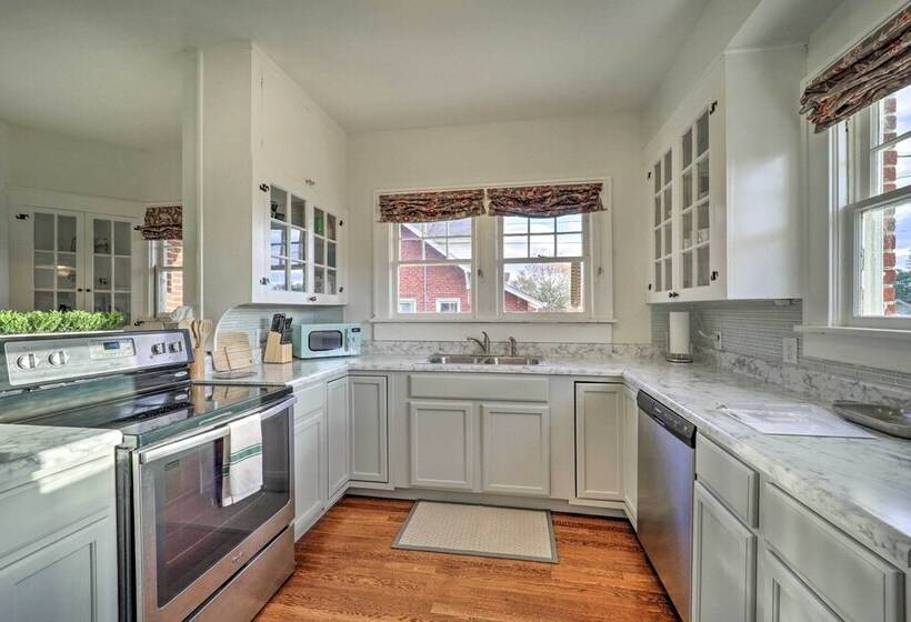 Bristol Bungalow < 1 Mi To Country Music Museum