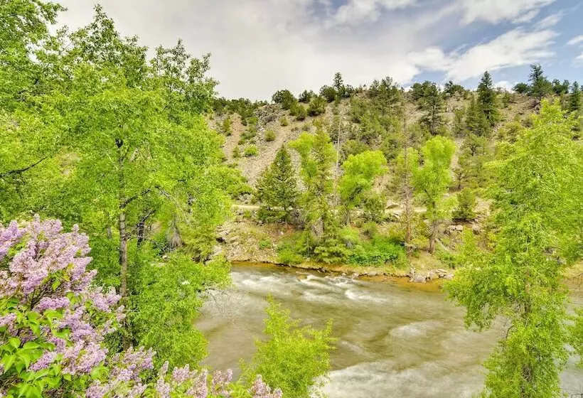 Buena Vista Retreat: Steps To Arkansas River!