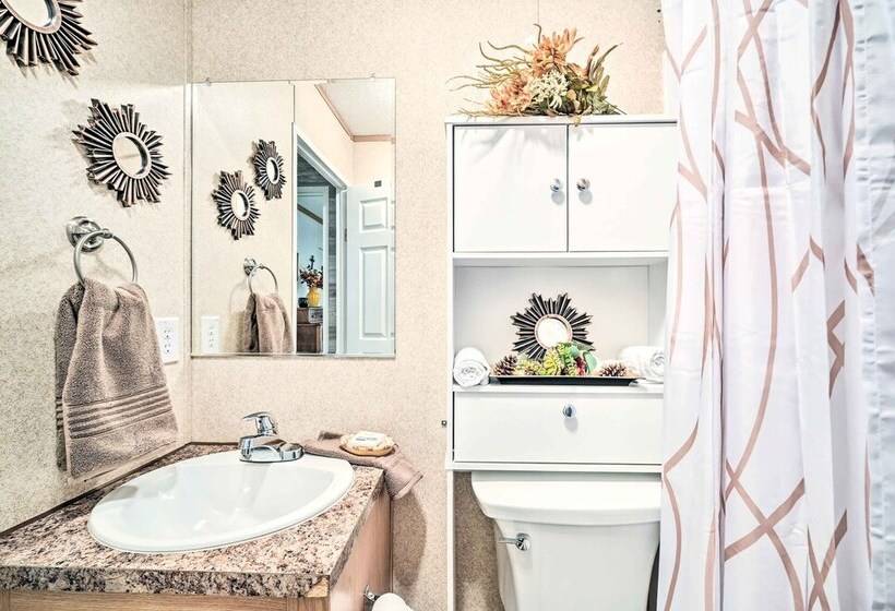 Charming Blue Knob Home Near Golfing + Skiing